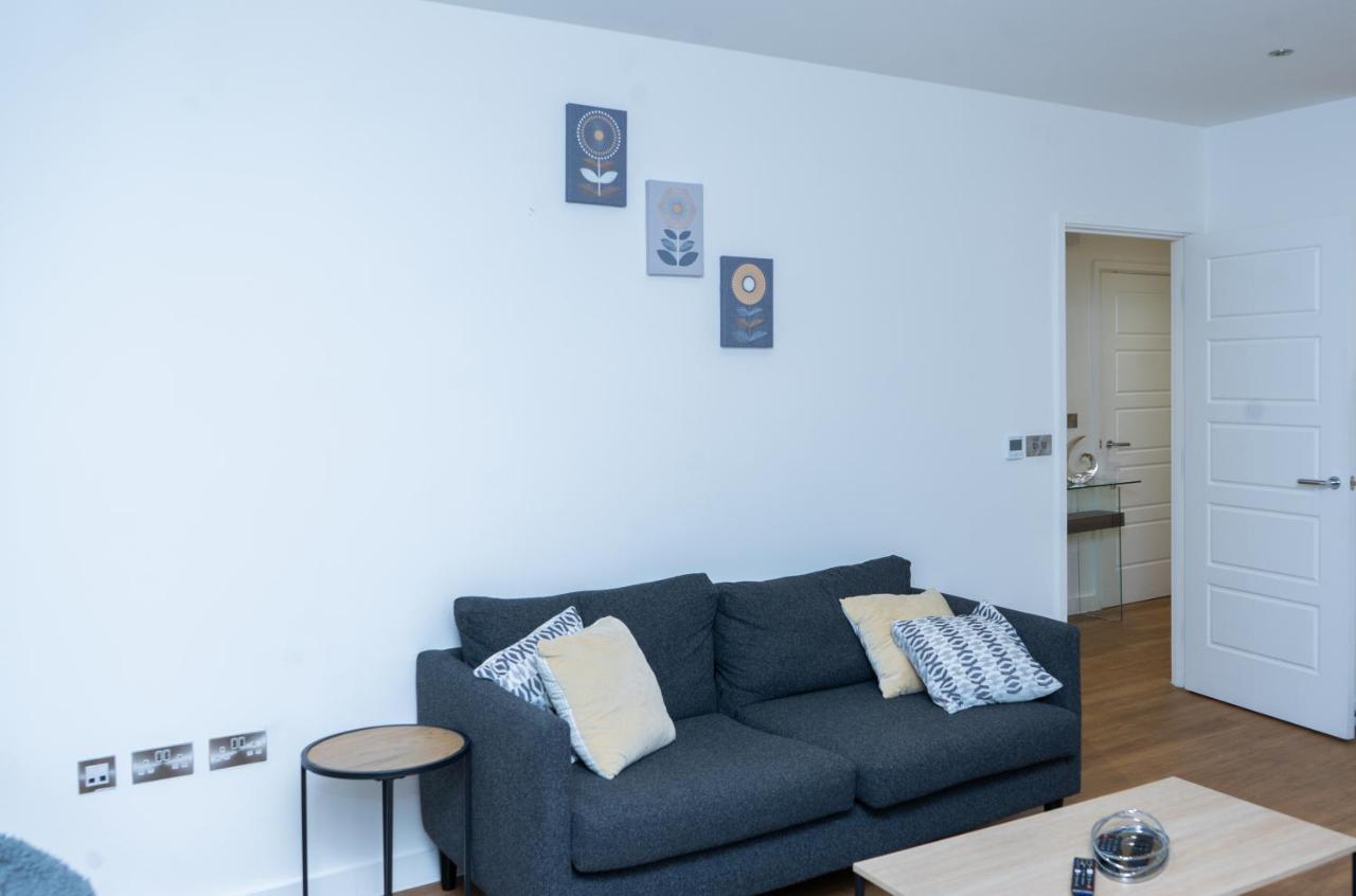 Guerneville 1 Bedroom Luxury Apartment Royal Wharf By Excel Exhibition Centre London Kültér fotó